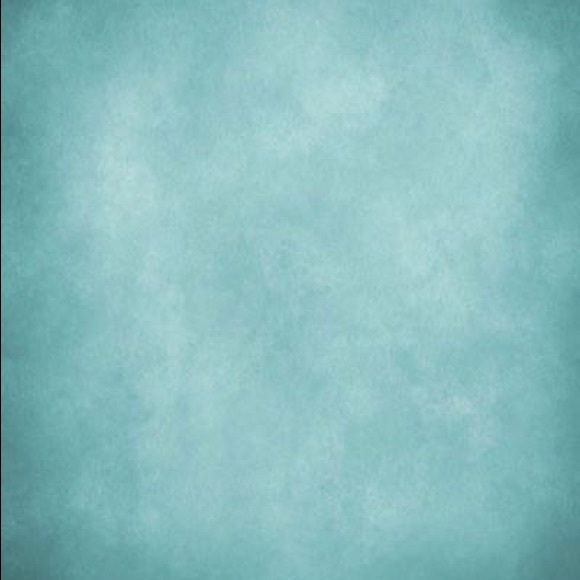 Meet your Posher, Izzy - Picture 2 of 3